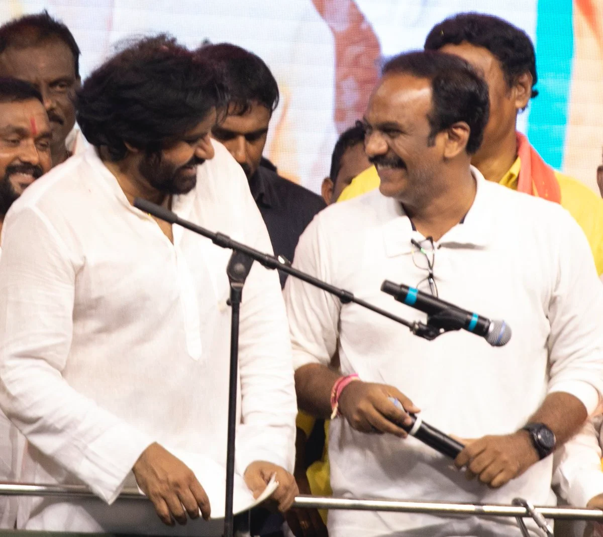 జనసేనలో వంగవీటి రాధా!
