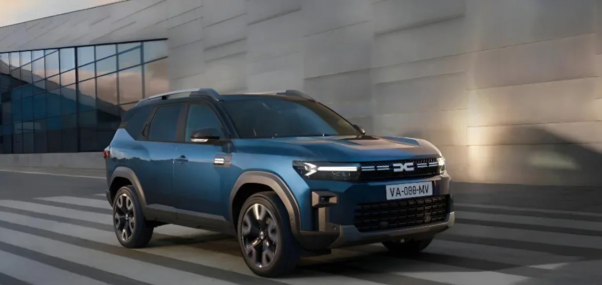 New-generation Renault Duster Strong Hybrid SUV