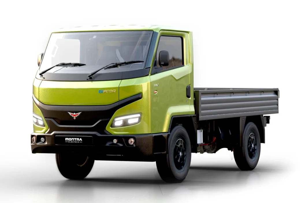 Electric commercial cargo vehicle for urban logistics operations